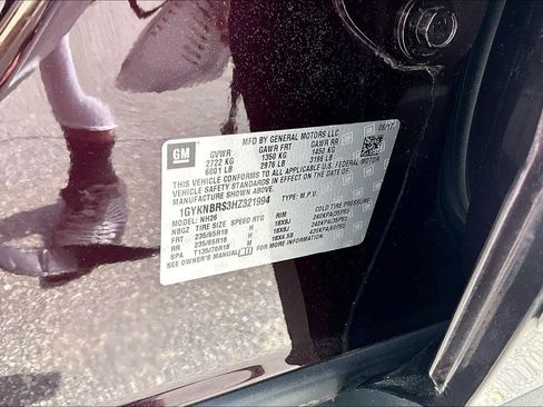 Used 2017 Cadillac XT5 Luxury w/ Driver Awareness Package image 19