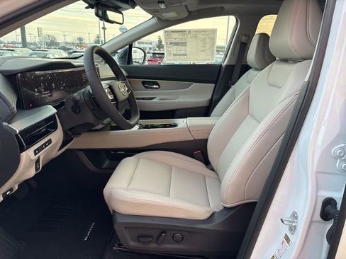 New 2025 Nissan Murano SL image 3