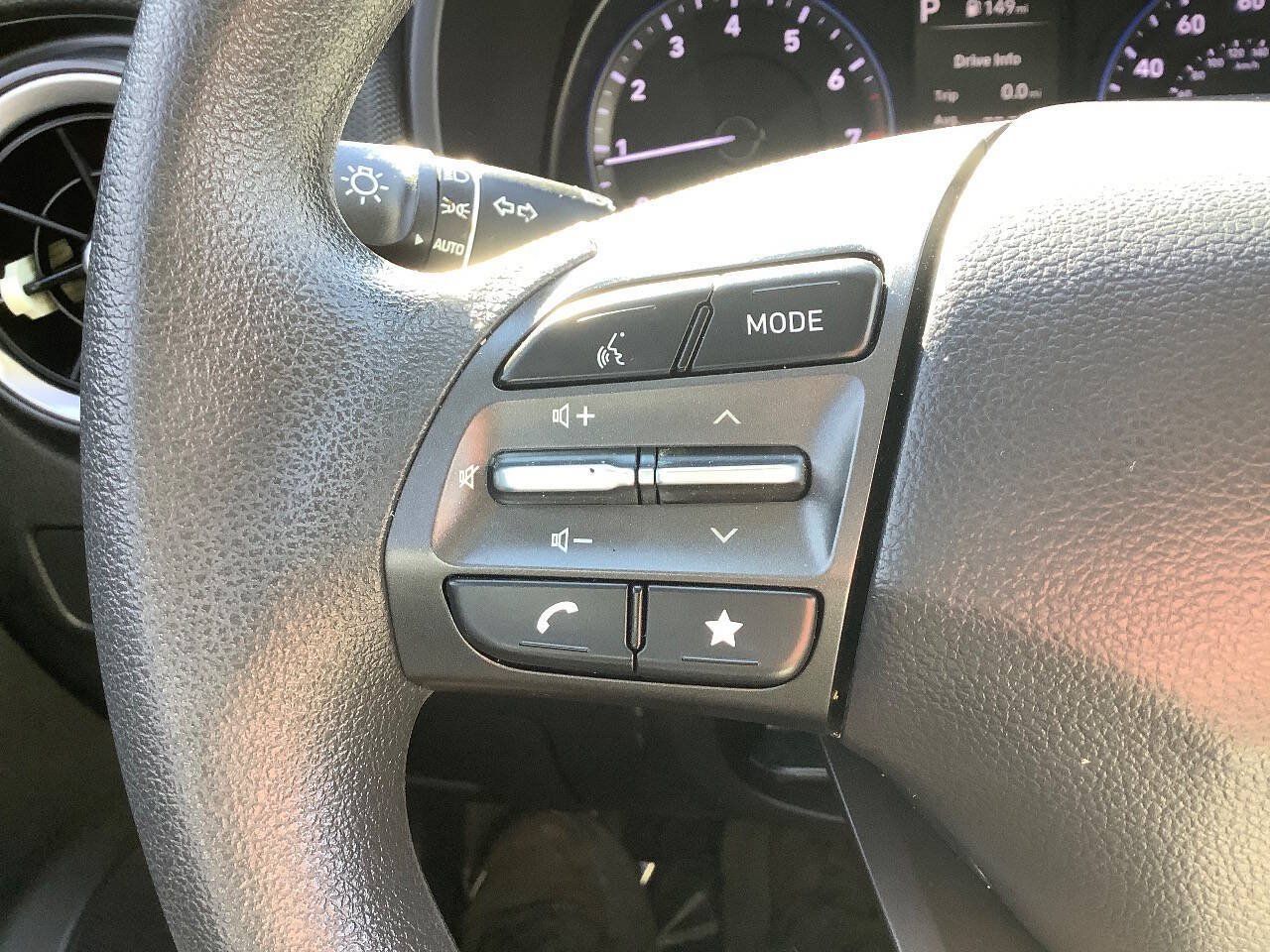 Used 2022 Hyundai Kona SEL AWD/4WD image 42