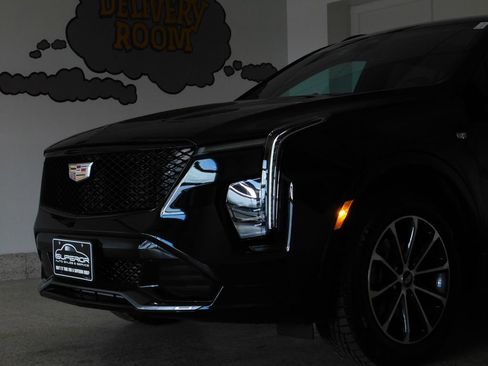 Used 2024 Cadillac XT4 Sport w/ LPO, Floor Liner Package AWD/4WD image 15