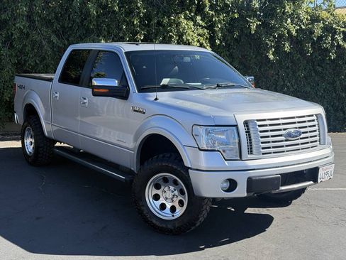 Used 2014 Ford F150 Lariat w/ Equipment Group 502A Luxury AWD/4WD image 2