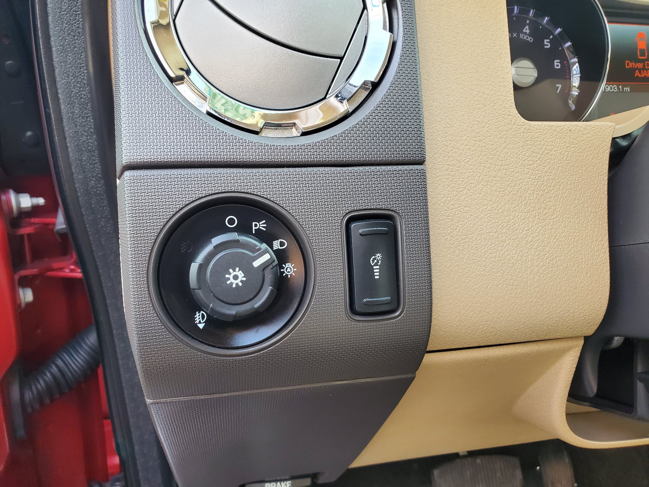 Used 2014 Ford F250 XLT w/ XLT Value Package AWD/4WD image 14