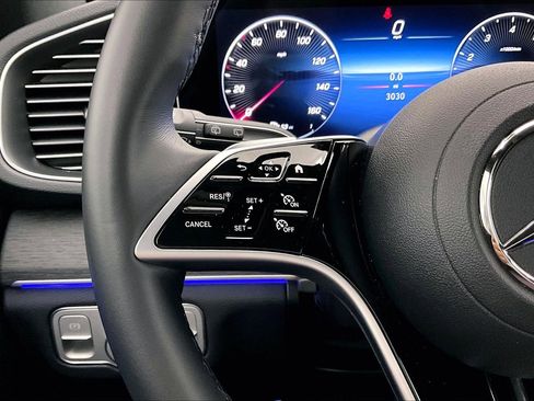 Used 2026 Mercedes-Benz GLE 450 4MATIC image 21