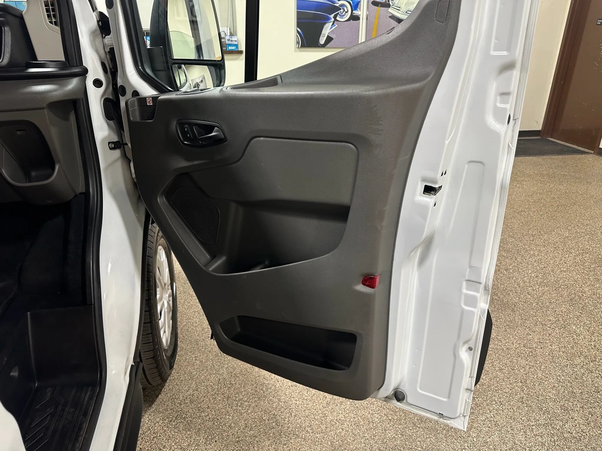 Used 2020 Ford Transit 150 XL RWD image 16