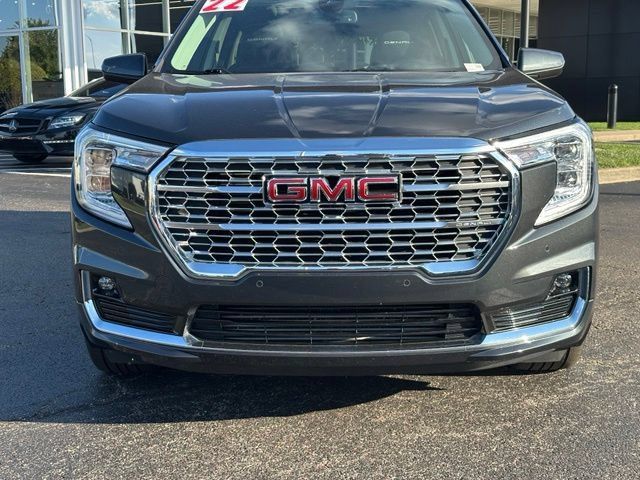 Used 2022 GMC Terrain Denali AWD/4WD image 4