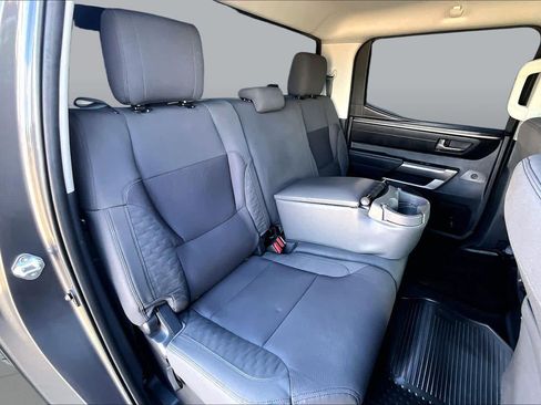 Used 2022 Toyota Tundra SR5 RWD image 18