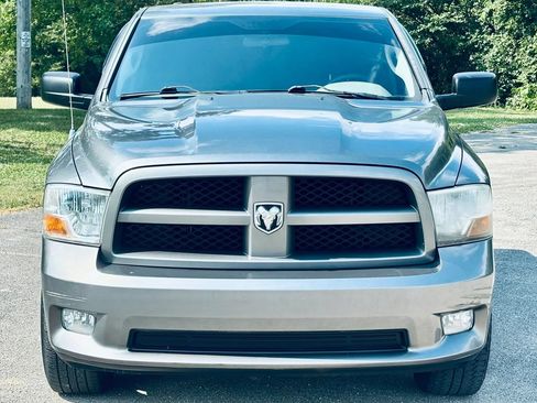Used 2012 RAM 1500 Express RWD image 16