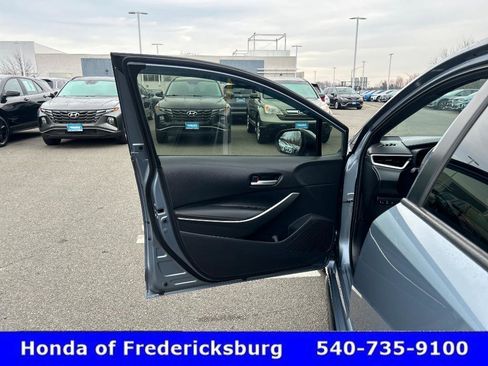 Used 2024 Toyota Corolla SE image 15