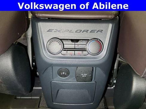 Used 2026 Ford Explorer Platinum RWD image 23