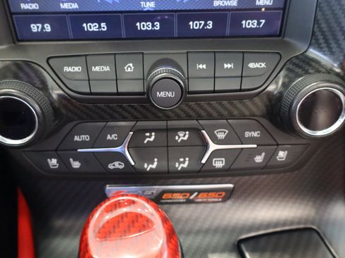 Used 2016 Chevrolet Corvette Z06 w/ 3LZ Preferred Equipment Group image 30