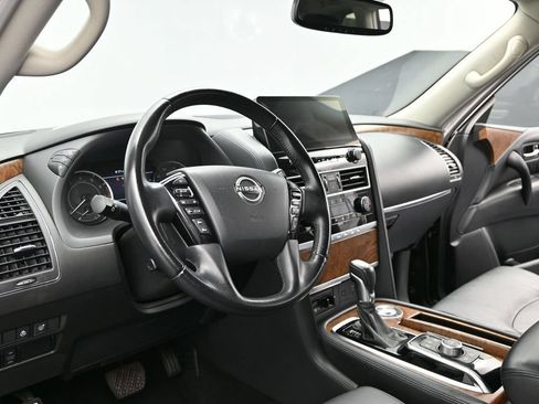 Used 2024 Nissan Armada SL w/ Captain's Chairs Package RWD image 12