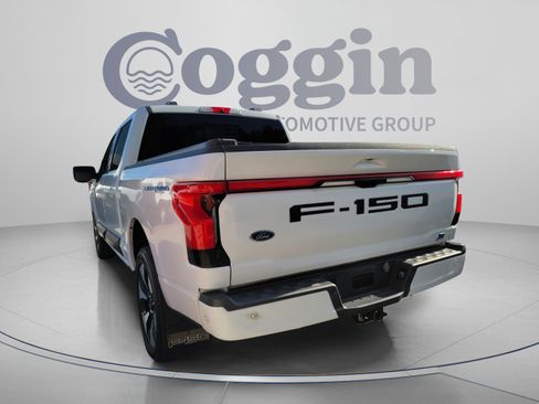 Used 2023 Ford F150 Lightning Platinum AWD/4WD image 2