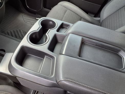 Used 2022 Chevrolet Silverado 1500 LT image 12