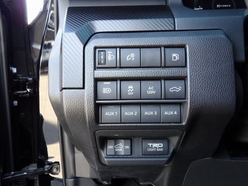 Used 2025 Toyota Tacoma TRD Pro image 20