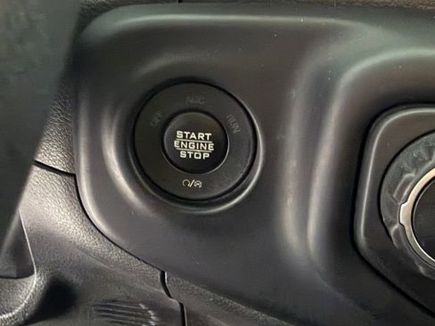 Used 2023 Jeep Wrangler Sport AWD/4WD image 17