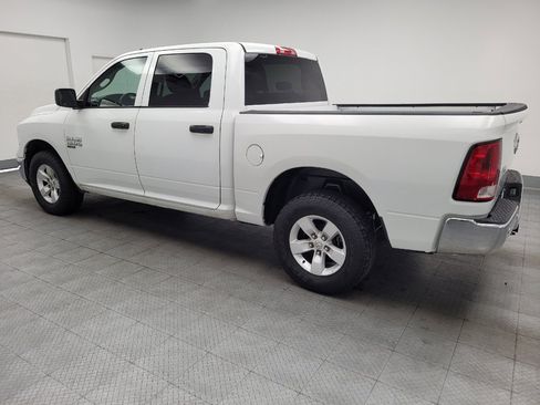Used 2022 RAM 1500 Classic SLT w/ Electronics Group AWD/4WD image 3