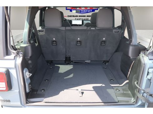 Used 2025 Jeep Wrangler Unlimited Sport AWD/4WD image 10