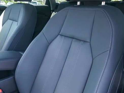 Certified 2025 Audi Q5 Premium w/ Convenience Package AWD/4WD image 20