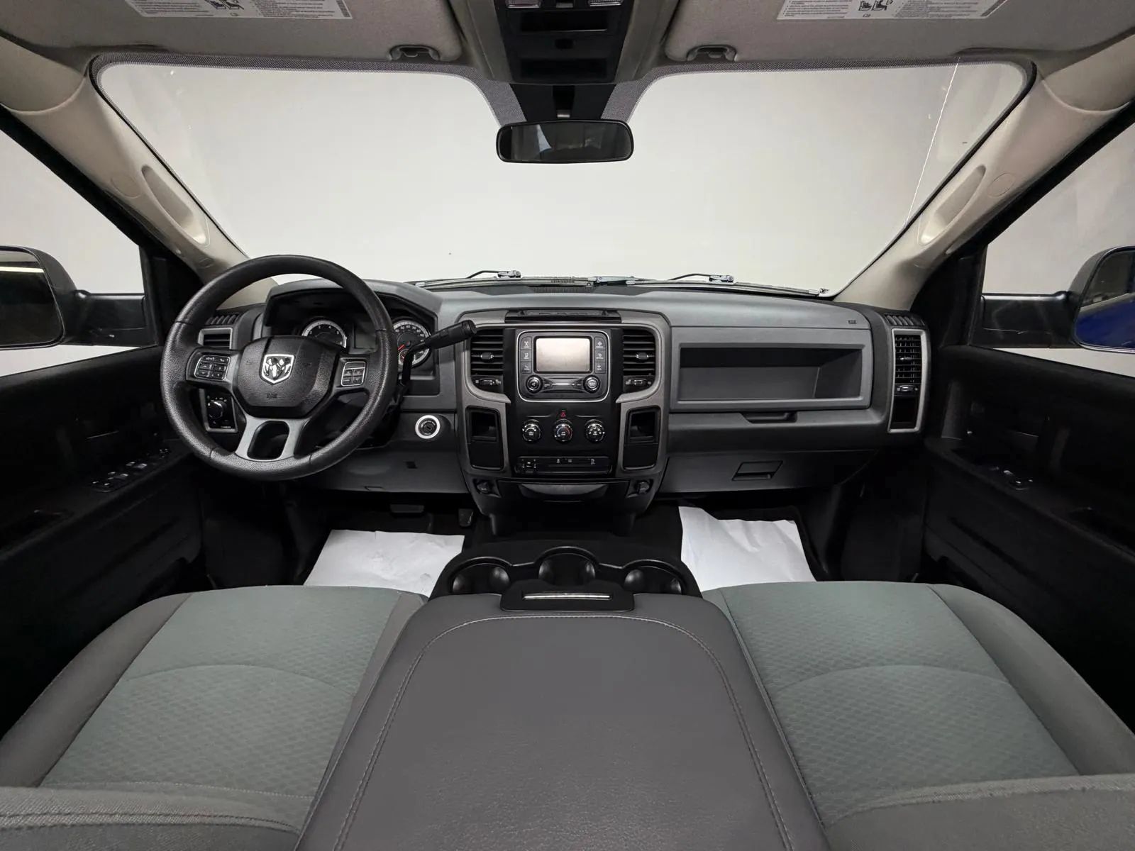 Used 2018 RAM 2500 Tradesman w/ Chrome Appearance Group RWD image 19
