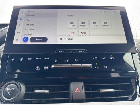 Used 2023 Subaru Solterra AWD image 26