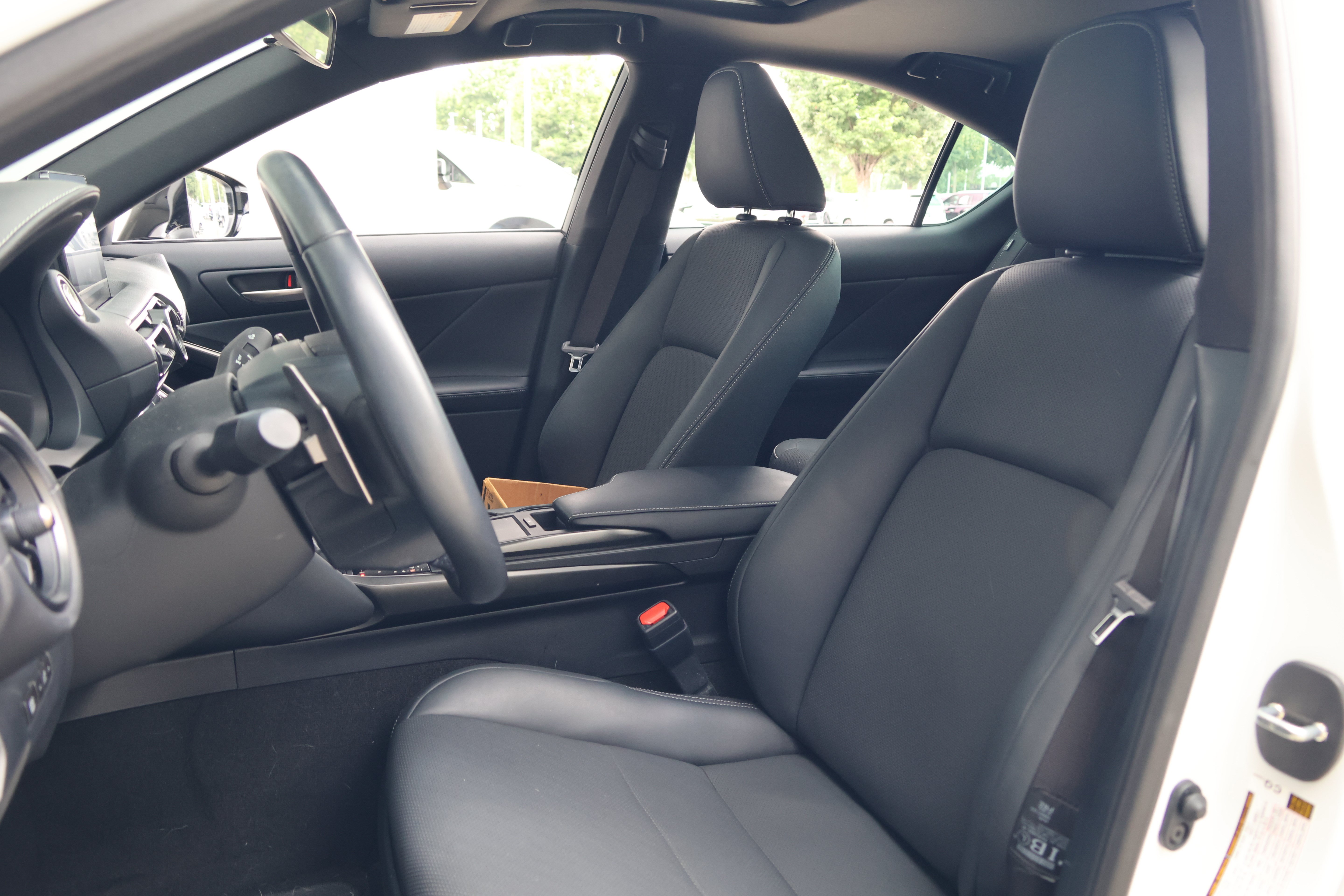 Used 2024 Lexus IS 350 F Sport RWD image 33