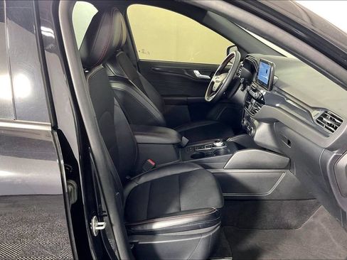Used 2025 Ford Escape ST-Line FWD image 10