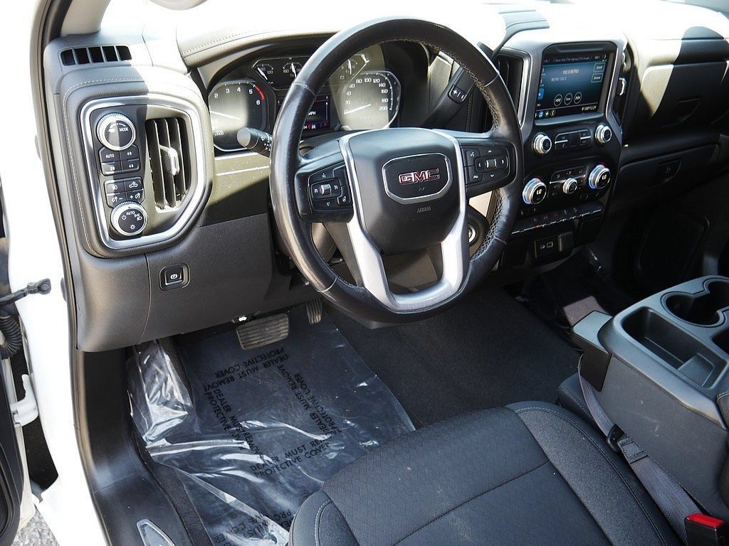 Used 2021 GMC Sierra 1500 Elevation w/ X31 Off-Road Package AWD/4WD image 11