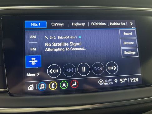 Used 2023 Buick Enclave Avenir image 13