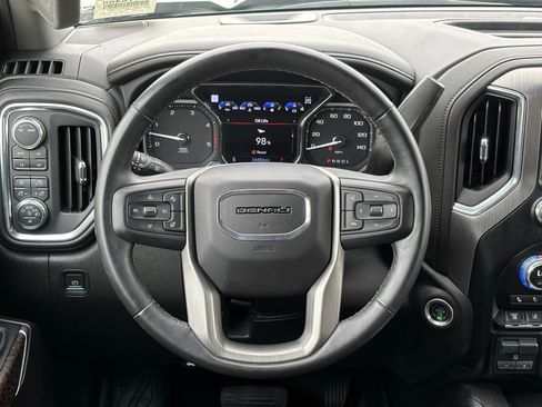 Used 2023 GMC Sierra 2500 Denali image 17
