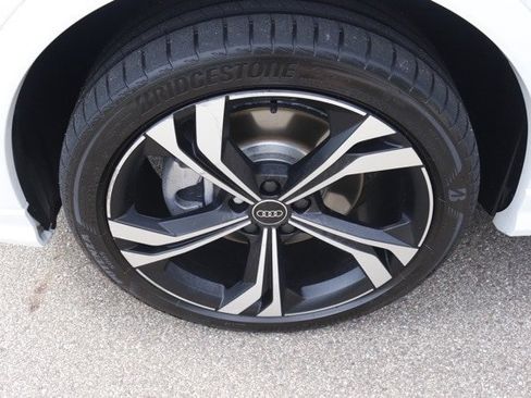 Used 2023 Audi Q3 2.0T Premium Plus w/ Premium Plus Package image 12