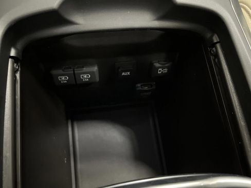 Used 2018 Acura MDX FWD image 24