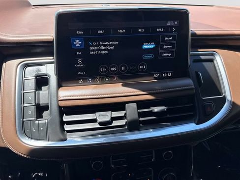 Used 2021 Chevrolet Suburban High Country w/ Premium Package AWD/4WD image 23