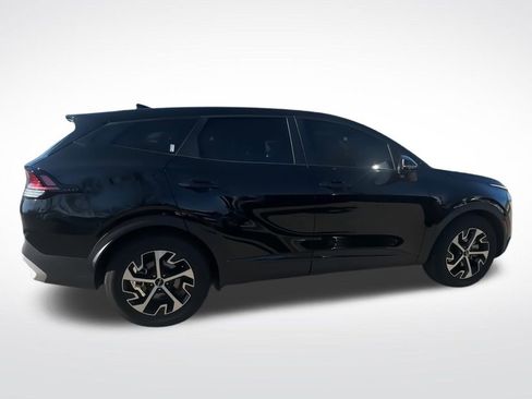 Used 2025 Kia Sportage EX FWD image 3