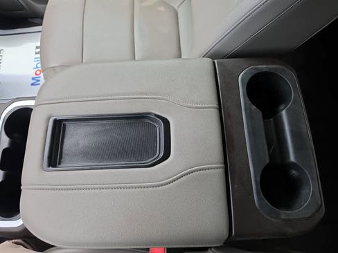 Used 2019 Chevrolet Silverado 1500 LT Trail Boss AWD/4WD image 18