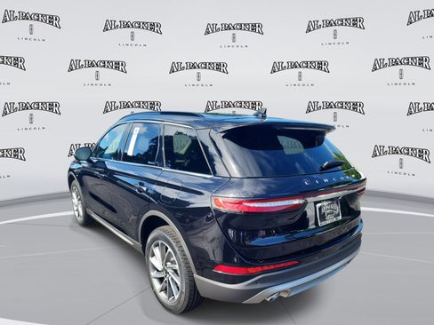 New 2026 Lincoln Corsair Premiere image 3