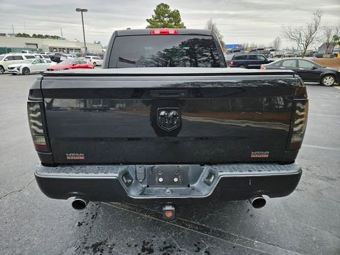 Used 2017 RAM 1500 Express w/ Express Value Package image 6