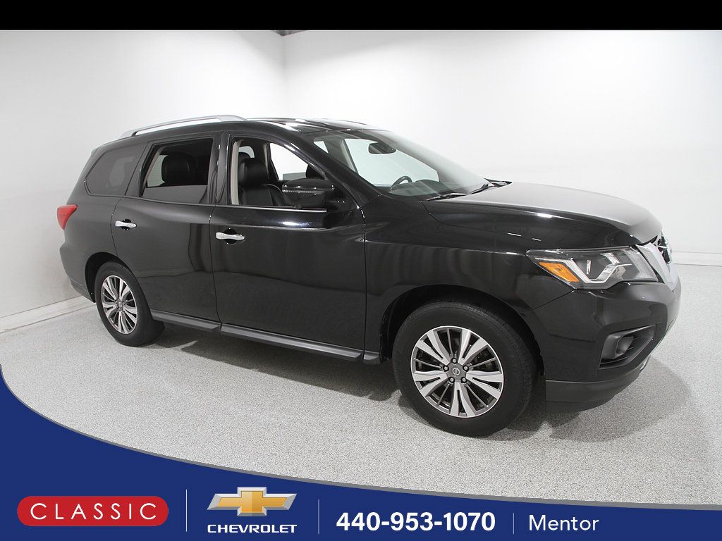 Used 2019 Nissan Pathfinder SL AWD/4WD image 1