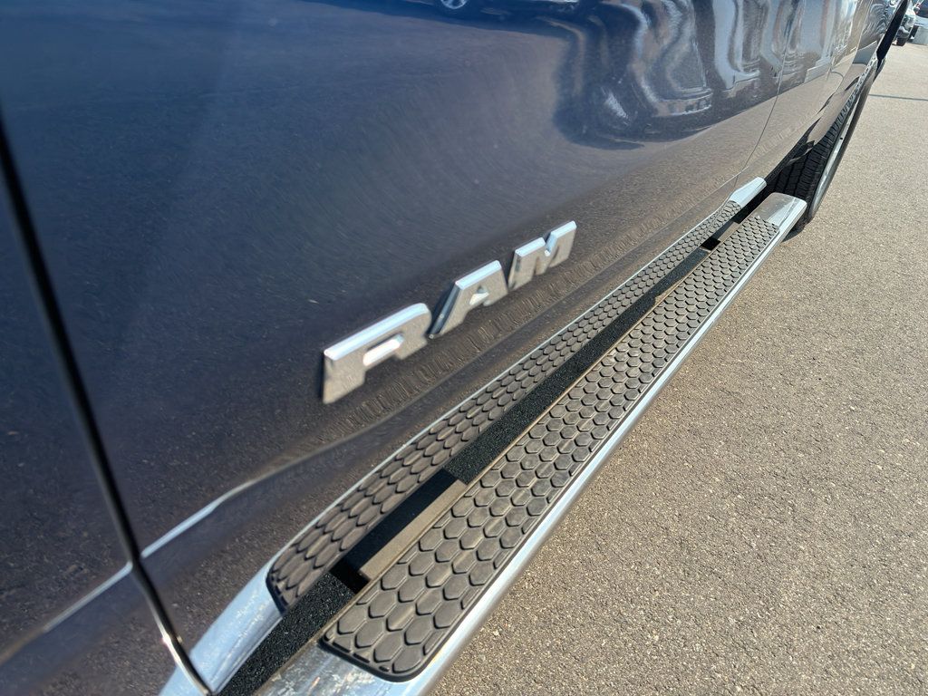 Used 2019 RAM 1500 Big Horn AWD/4WD image 10
