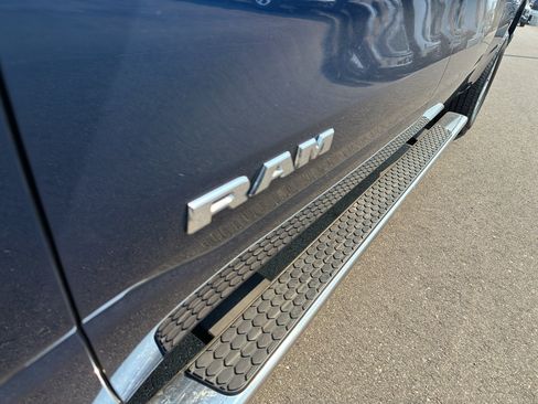 Used 2019 RAM 1500 Big Horn AWD/4WD image 10