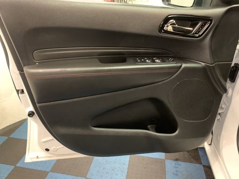 Used 2024 Dodge Durango GT image 11