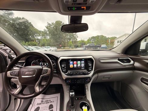 Used 2018 GMC Acadia SLT w/ LPO, Floor Liner Package FWD image 37