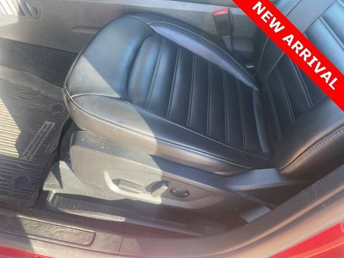 Used 2021 Ford Edge SEL w/ Convenience Package image 10