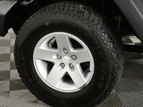 Used 2014 Jeep Wrangler Sport image 45