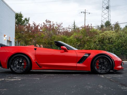 Used 2016 Chevrolet Corvette Z06 w/ 3LZ Preferred Equipment Group image 14