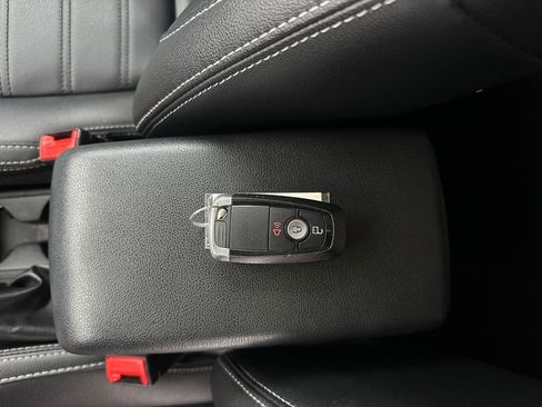 Used 2022 Ford EcoSport Titanium image 38