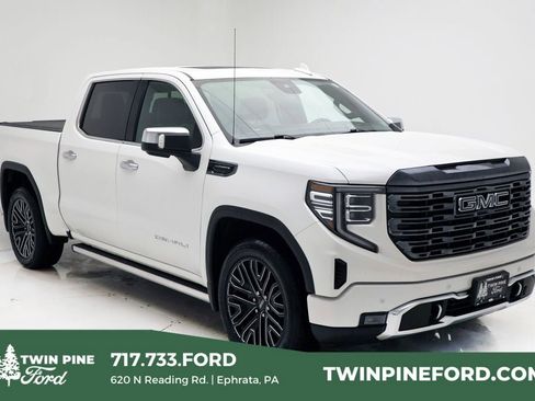 Used 2022 GMC Sierra 1500 Denali Ultimate image 1