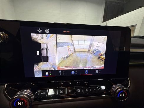 Used 2023 GMC Canyon Elevation w/ Convenience Package image 17