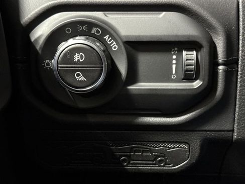 New 2026 Jeep Gladiator Sport AWD/4WD image 18