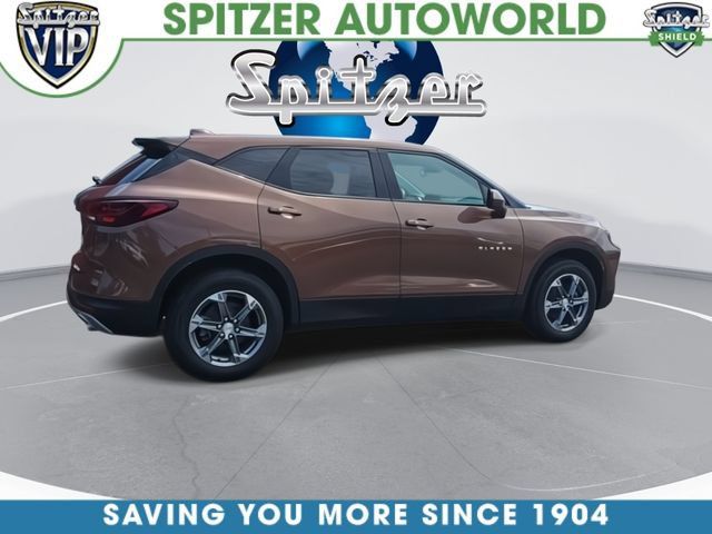 Used 2023 Chevrolet Blazer LT AWD/4WD image 9