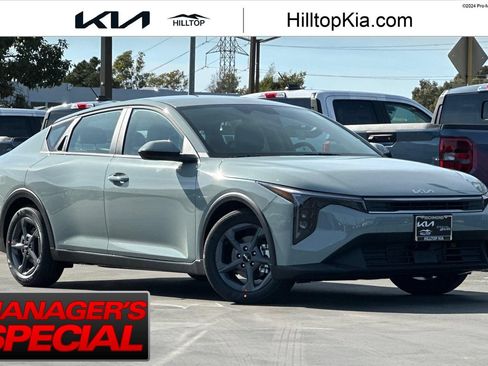 New 2026 Kia K4 FWD image 1